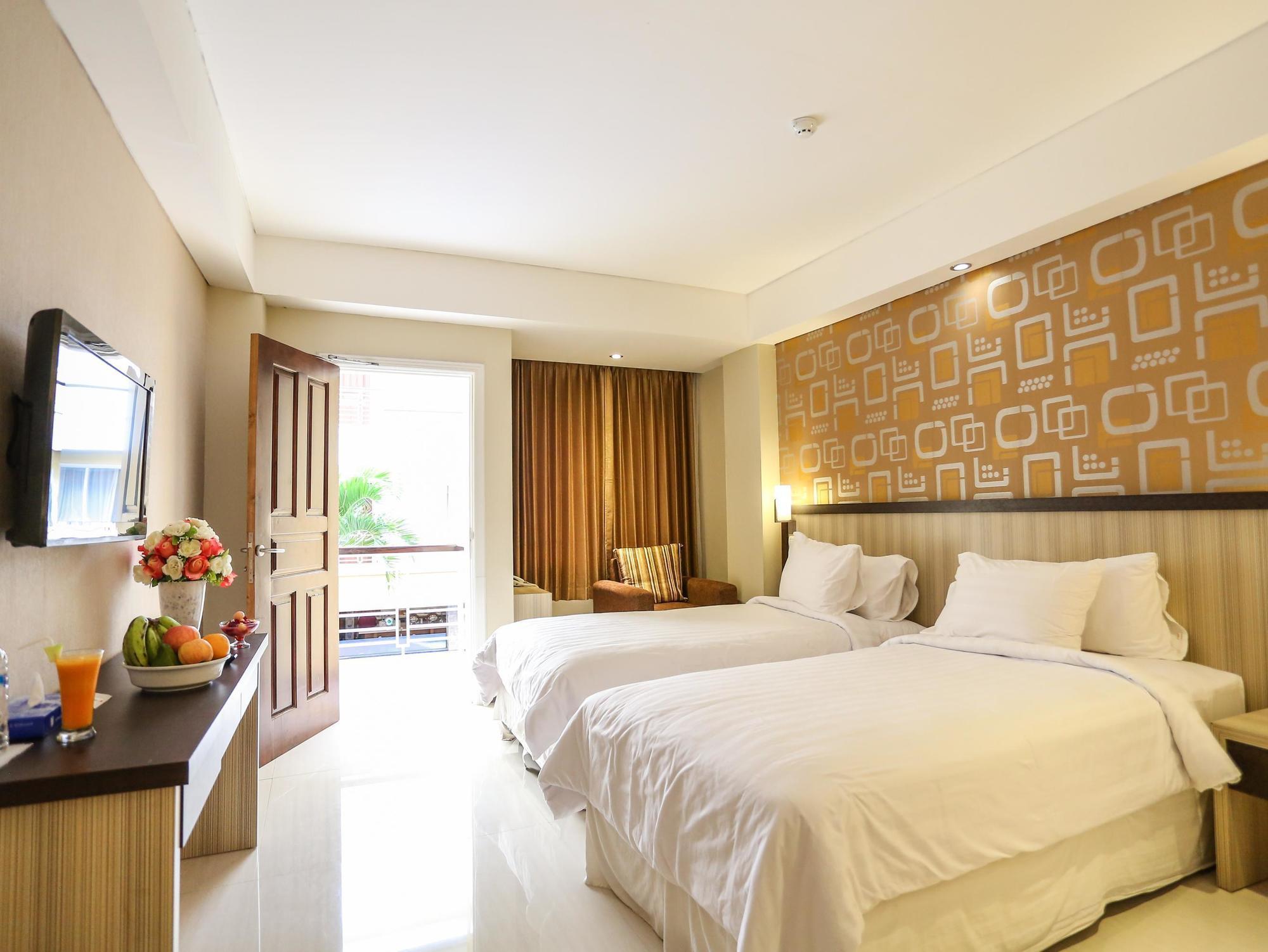 Sylvia Hotel Premier Kupang Kupang  Exterior foto